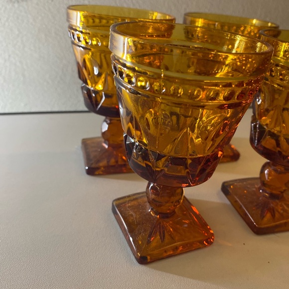 Set of Amber Glass Goblets - Picture 7 of 11